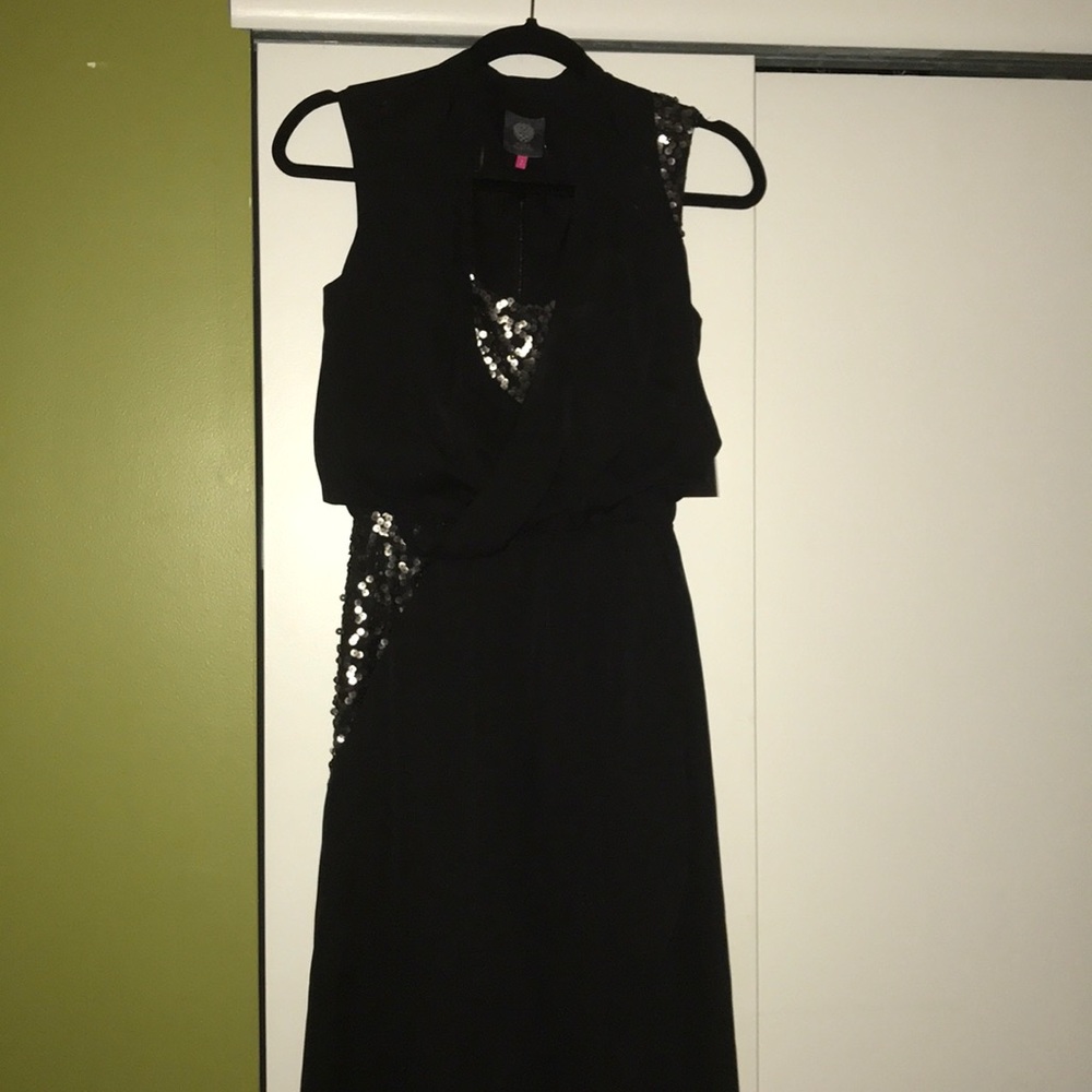 Vince Camuto midi black dress